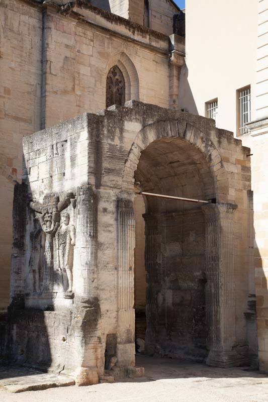 France, Provence – Carpentras Roman Arch High-Quality Images & Videos The MCA Collection