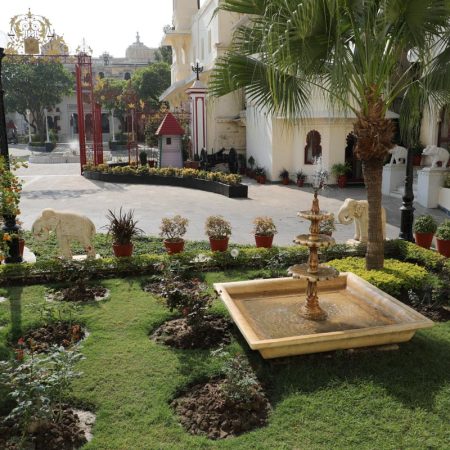 India, Rajasthan, Udaipur - City Palace - Gardens