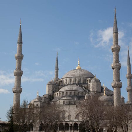 Turkey, Marmara, Istanbul, Sultan Ahmed Mosque (Blue mosque) – Islamic architecture Turkey, Marmara, Istanbul, Sultan Ahmed Mosque (Blue mosque) - Islamic architecture