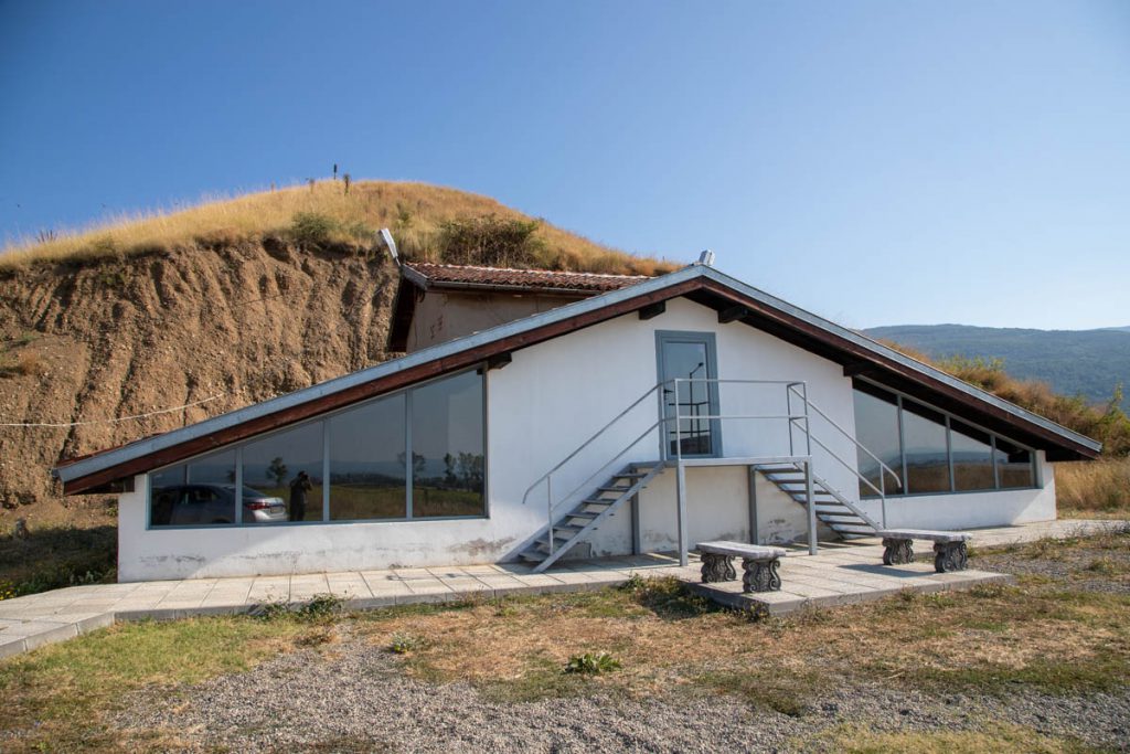 Bulgaria, Ostrusha Thracian tombs (00:01:53) Bulgaria, Ostrusha Thracian tombs (00:01:53) High-Quality Images & Videos The MCA Collection