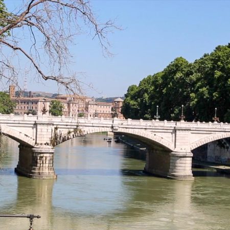 Italy, Rome - Cavour Bridge (00:00:25)