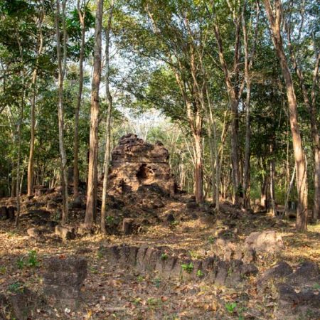 Thailand, Kamphaeng Phet - Wat Mamuang Ngam (00:00:17)