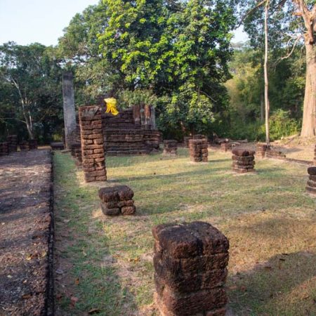 Thailand, Kamphaeng Phet - Wat Pa Mue Nok (00:00:24)