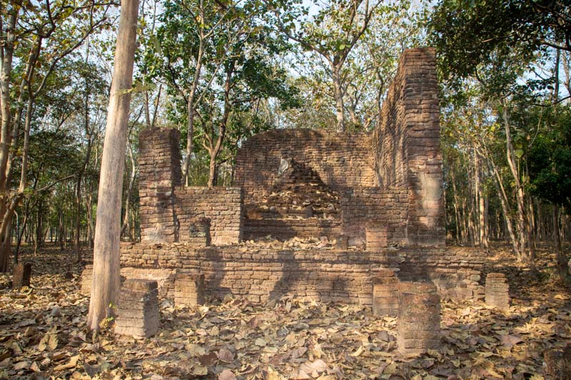 Thailand, Kamphaeng Phet – Wat Phra Non (00:00:48) High-Quality Images & Videos The MCA Collection
