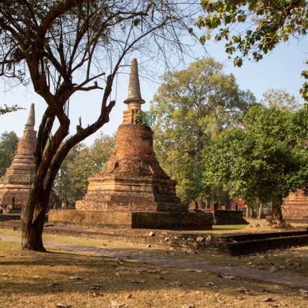 Thailand, Kamphaeng Phet - Wat Phra That (00:00:25)