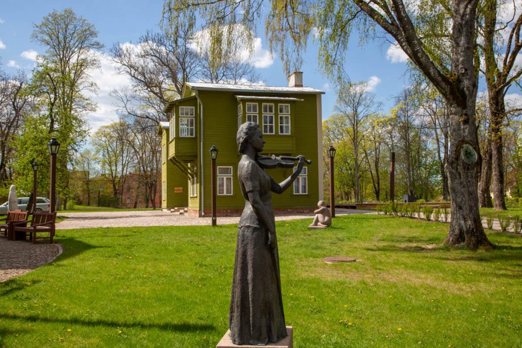 Latvia, Kuldiga and Venta Waterfall (00:02:35) Latvia, Kuldiga and Venta Waterfall (00:02:35) High-Quality Images & Videos The MCA Collection