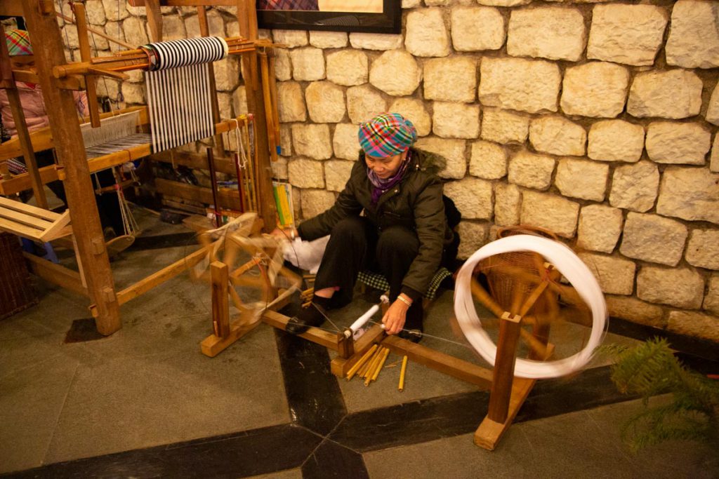 Vietnam, Sapa – Weaving High-Quality Images & Videos The MCA Collection