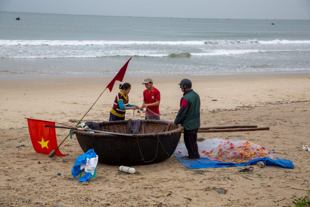 Vietnam, traditional work – Fishing High-Quality Images & Videos The MCA Collection