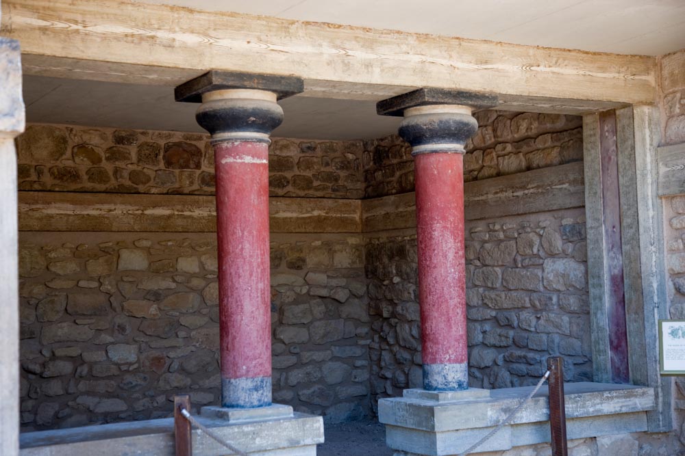 Greece, Crete, Knossos – house of the Chancel screen High-Quality Images & Videos The MCA Collection