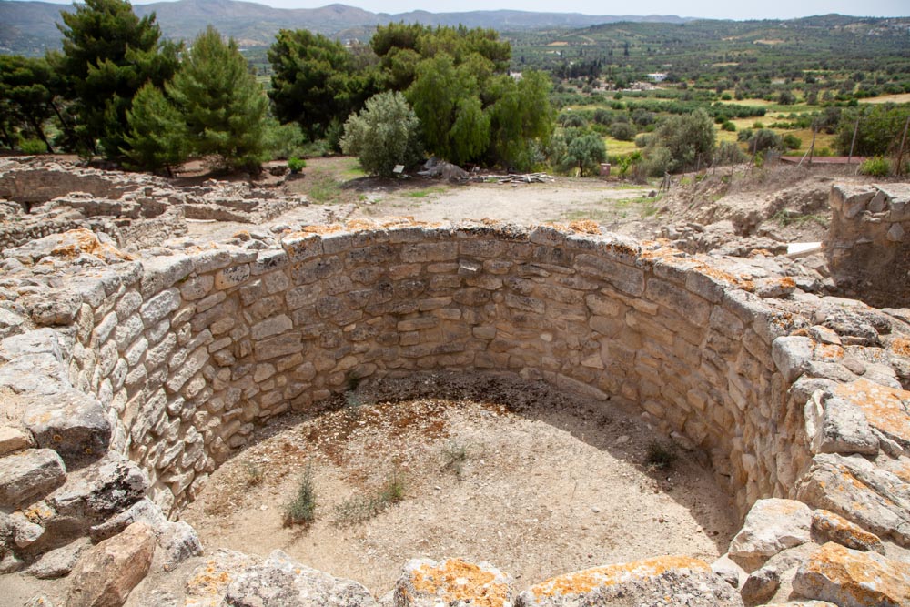 Greece, Crete, Phaistos Minoan palace – silos High-Quality Images & Videos The MCA Collection