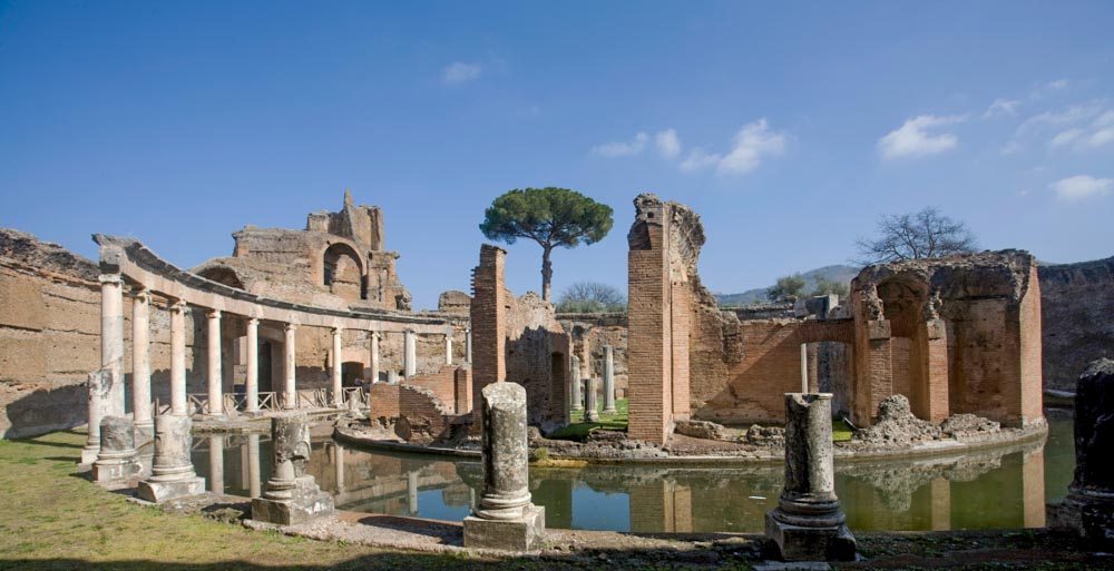 Italy, Tivoli – Hadrian’s Villa – Maritime theatre High-Quality Images & Videos The MCA Collection