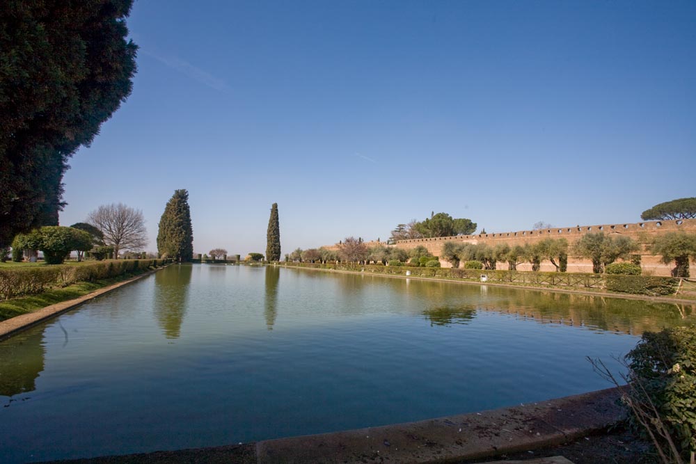 Italy, Tivoli – Hadrian’s Villa – Pecile High-Quality Images & Videos The MCA Collection