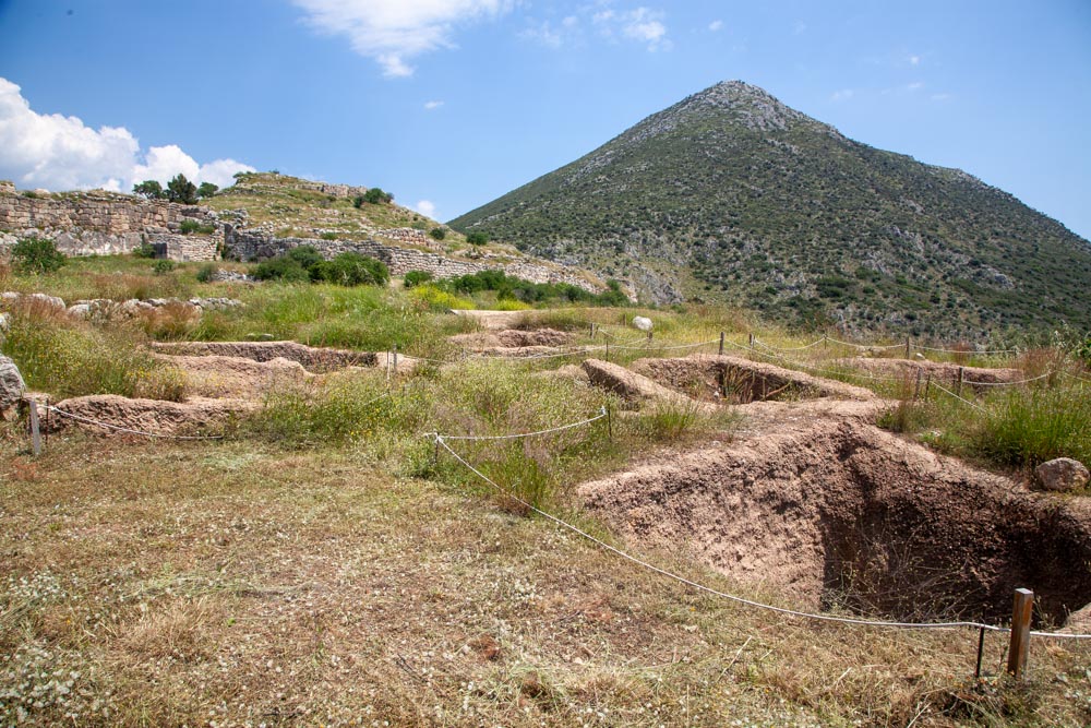 Greece, Mycenae Ancient City, Grave Circle B (00:05:56) Greece, Mycenae Ancient City, Grave Circle B (00:05:56) High-Quality Images & Videos The MCA Collection