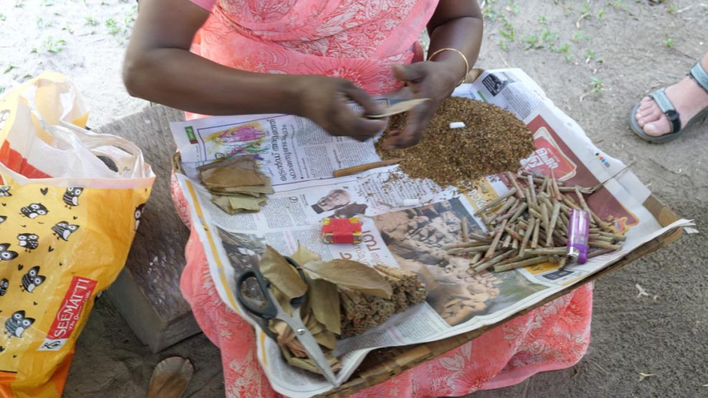 India, Kerala – Kochi -Traditional – Cigarette making High-Quality Images & Videos The MCA Collection