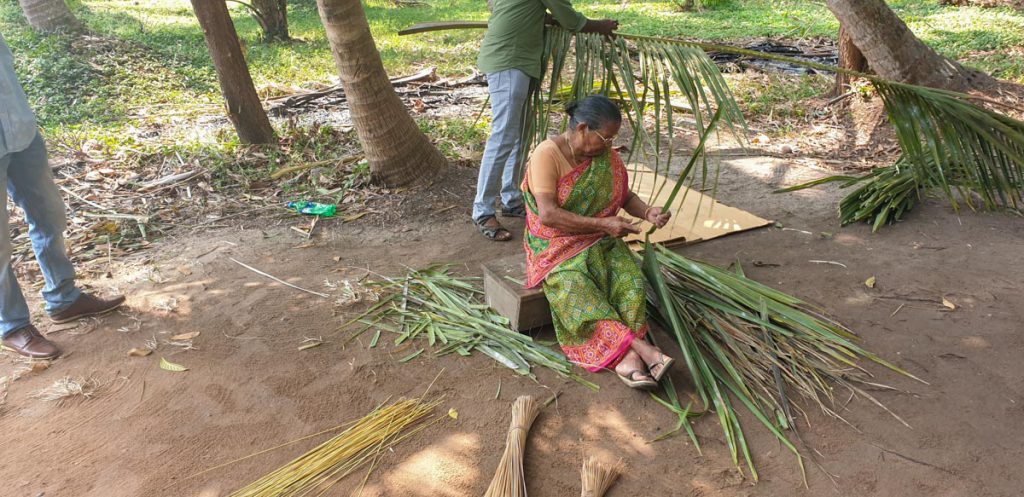 India, Kerala – Traditional – Preparation of a broom from palm tree branches High-Quality Images & Videos The MCA Collection