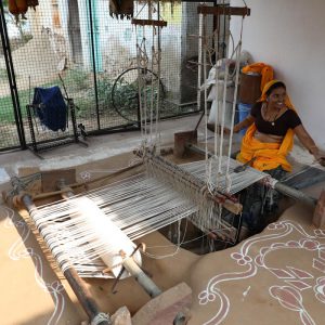 India, Madhya Pradesh – Traditional – weaving High-Quality Images & Videos The MCA Collection