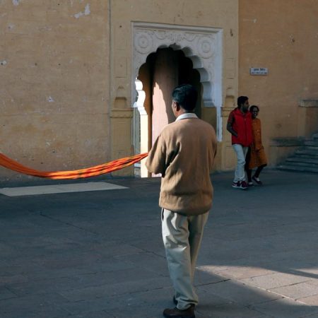 India, Rajasthan - Traditional, Tying a turban