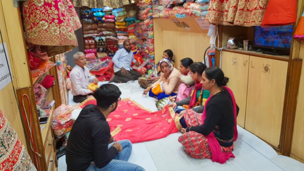 India, Uttar Pradesh – Traditional – Choosing Silk Saree for wedding High-Quality Images & Videos The MCA Collection