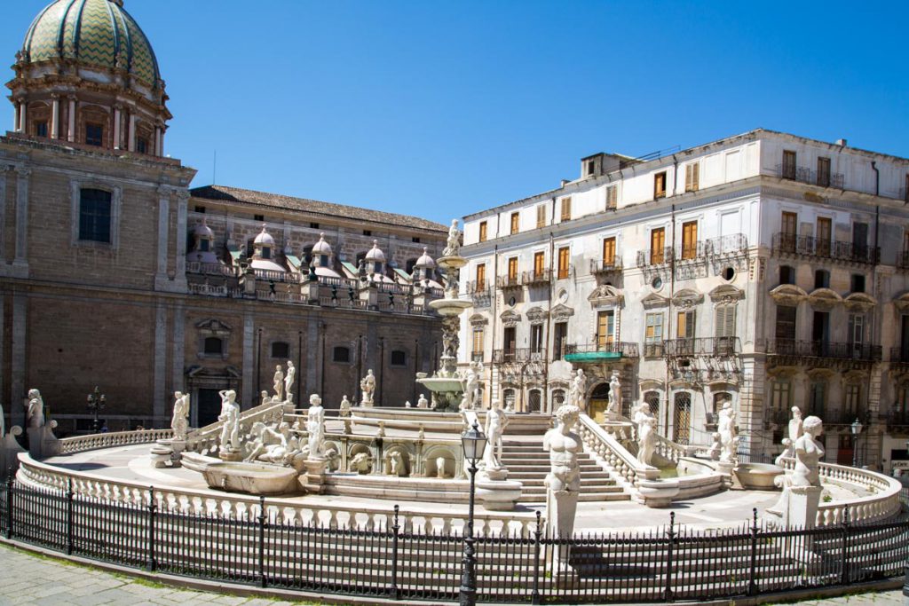 Italy, Sicily – Palermo, Praetorian Fountain – Renaissance (00:02:42) High-Quality Images & Videos The MCA Collection