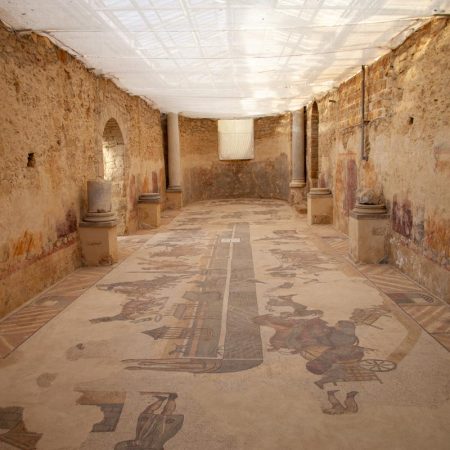 Italy, Sicily - Roman Villa - Villa Romana del Casale (00:04:20)