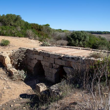 Italy, Sicily – Selinunte Greek bridge (00:00:13) Italy, Sicily - Selinunte Greek bridge (00:00:13)
