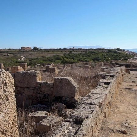 Italy, Sicily – Selinunte Temple B (00:00:45) Italy, Sicily - Selinunte Temple B (00:00:45)
