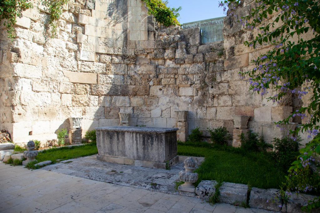 Italy, Sicily – Syracuse, Church of San Giovanni(Sain John the Evangelist)- Apse (00:00:22) High-Quality Images & Videos The MCA Collection