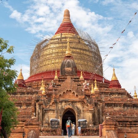 Myanmar, Bagan - Dhammayazika Temple (00:07:16)