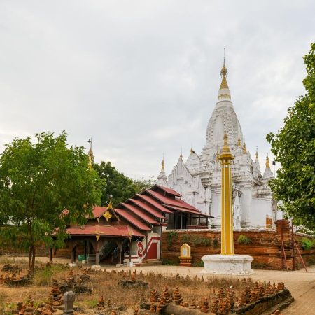 Myanmar, Bagan - Le-myet-hna Hpaya Temple