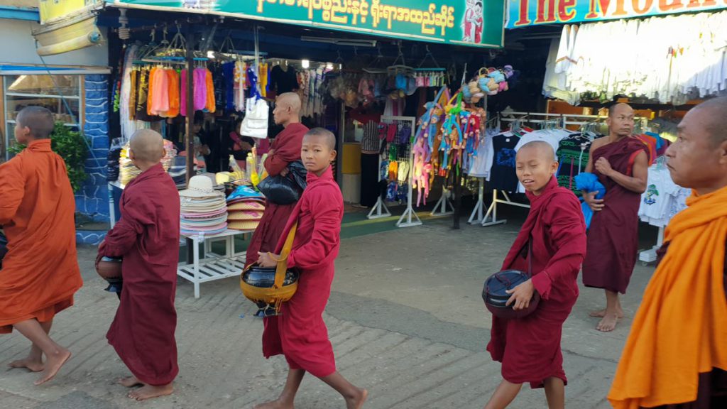 Myanmar, Mon – Kyaiktiyo Pagoda – Pilgrimage (00:03:38) High-Quality Images & Videos The MCA Collection