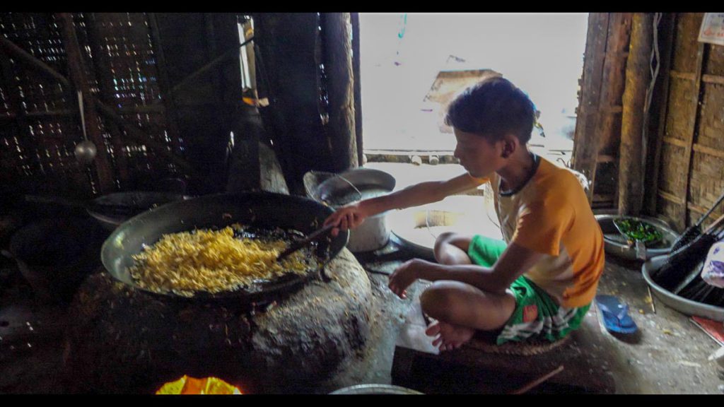 Myanmar, traditional – Inle Lake – Noodle praparation High-Quality Images & Videos The MCA Collection