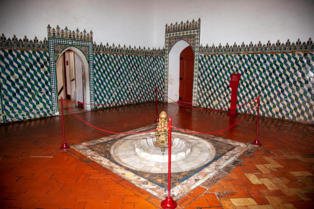 Portugal,  Sintra National Palace – Arab Room (00:01:40) Portugal,  Sintra National Palace – Arab Room (00:01:40) High-Quality Images & Videos The MCA Collection