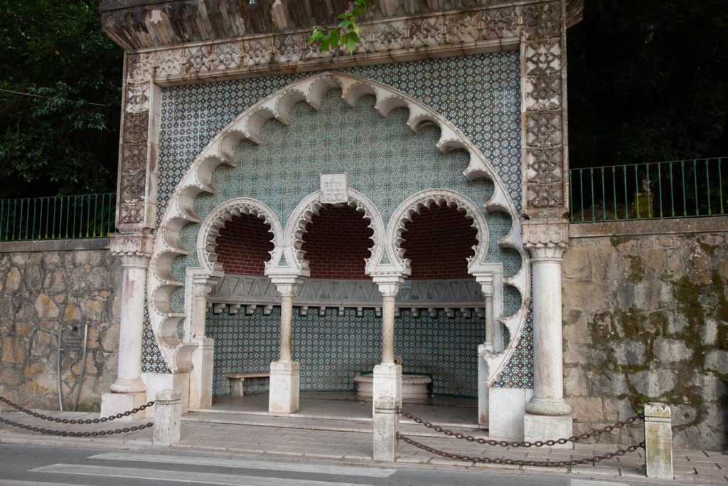 Portugal,  Sintra city, Mourisca Moorish fountain (00:00:34) High-Quality Images & Videos The MCA Collection