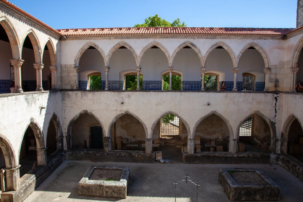 Tomar – Convent of Christ – Laundry cloister (00:00:18) High-Quality Images & Videos The MCA Collection