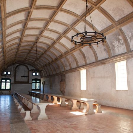 Portugal,  Tomar - Convent of Christ - Refrectory (00:00:46)