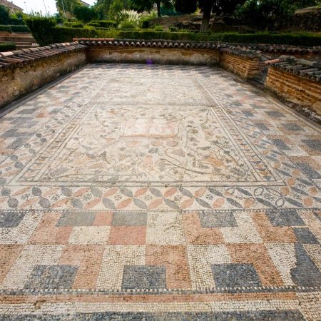 Spain, Merida, House of the Amphitheatre – Roman mosaics (00:04:53) Spain, Merida, House of the Amphitheatre - Roman mosaics (00:04:53)