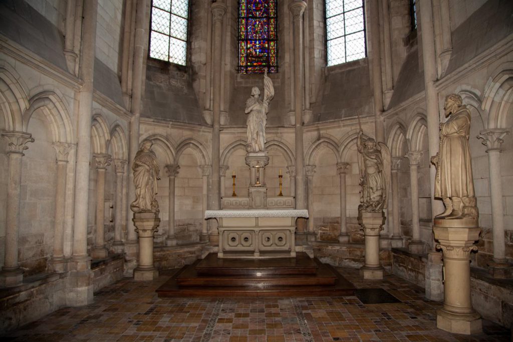 France, Reims Cathedral (Notre Dame) (00:02:50) High-Quality Images & Videos The MCA Collection