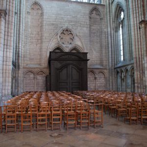 France, Reims Cathedral – Transept (00:00:20) High-Quality Images & Videos The MCA Collection