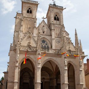 France, Semur en Auxois, Cathedral Collegiate Notre Dame High-Quality Images & Videos The MCA Collection