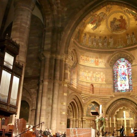 France, Strasbourg Cathedral - Apse (00:01:19)