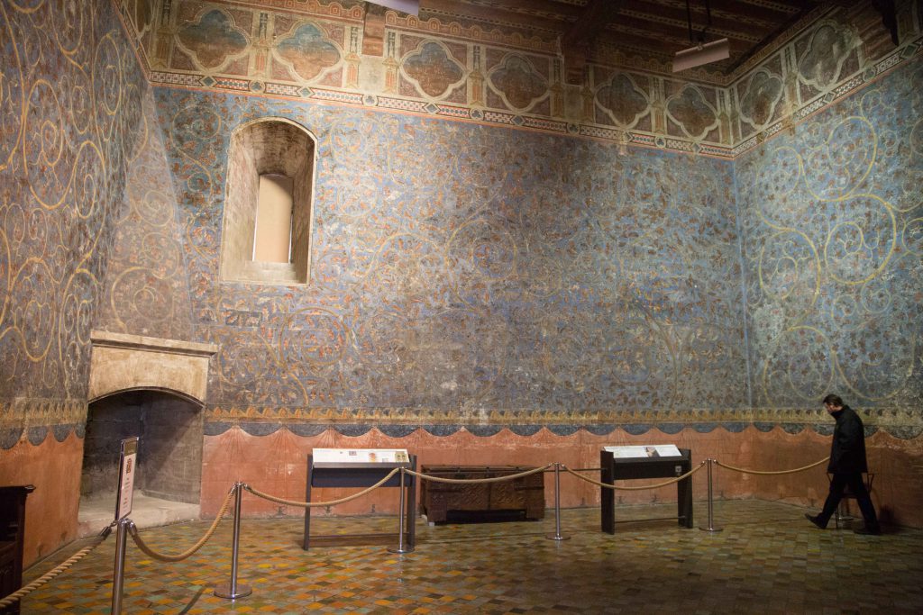 France, Avignon – Pope’s Palace, Chamber of the Popes – frescoes 5 (00:00:28) High-Quality Images & Videos The MCA Collection