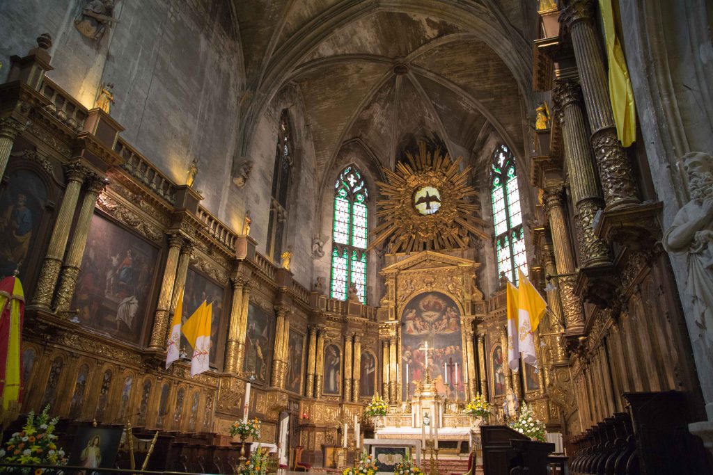 France, Avignon – Saint Pierre Church (00:01:00) High-Quality Images & Videos The MCA Collection