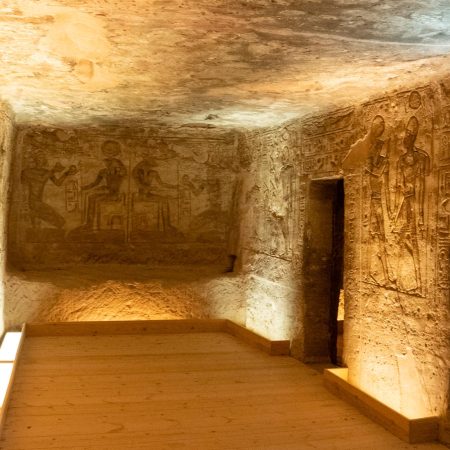 Egypt, Abu Simbel - Great Temple -Ramesses II - Offering rooms (00:04:11)