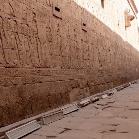 Egypt, Edfu Temple - Outer Walls (00:04:10)