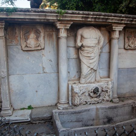 Greece, Crete, Heraklion - Bembo Fountain (00:00:27)