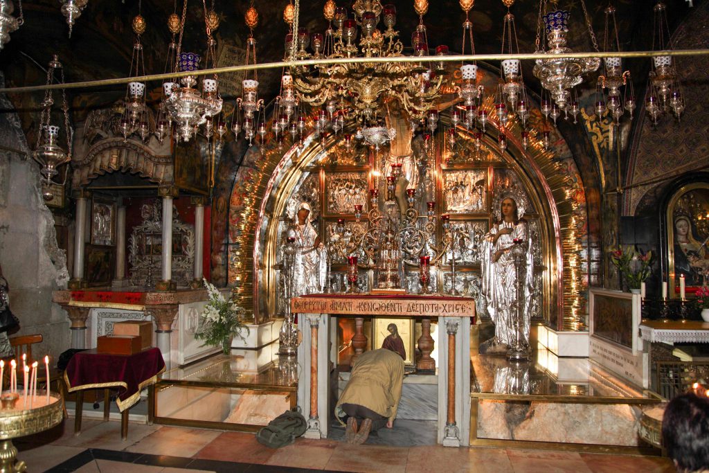 Israel, Jerusalem – Church of the Holy Sepulchre – Altar of the Crucifixion (00:01:50) Israel, Jerusalem – Church of the Holy Sepulchre – Altar of the Crucifixion (00:01:50) High-Quality Images & Videos The MCA Collection