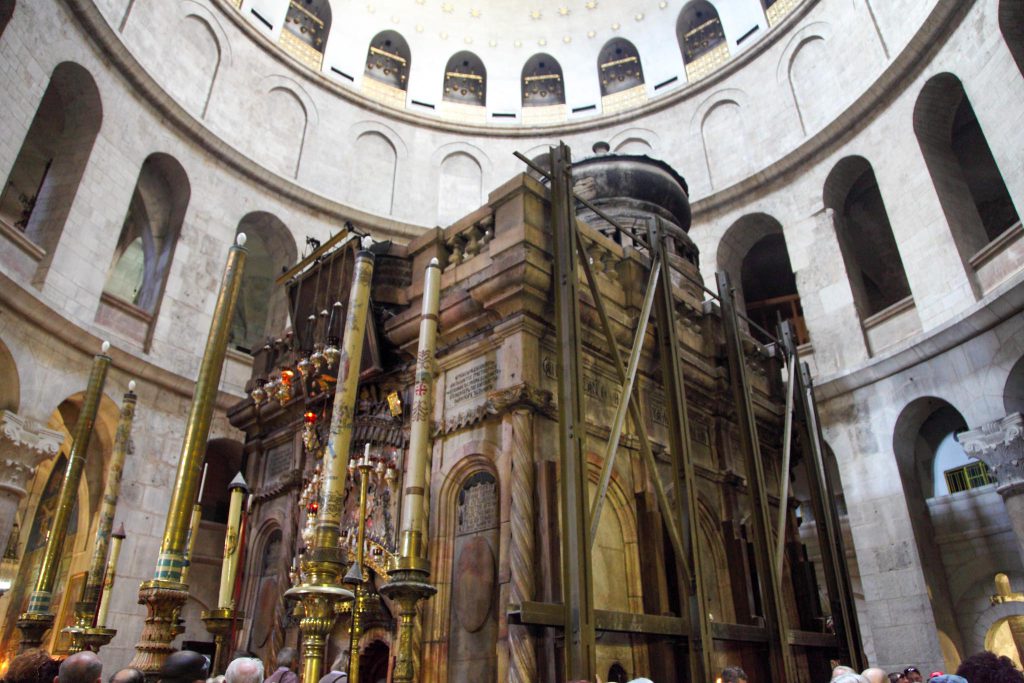 Israel, Jerusalem – Church of the Holy Sepulchre – Sepulchre of Christ (00:02:16) High-Quality Images & Videos The MCA Collection