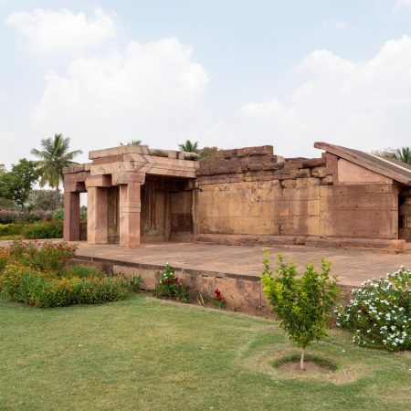 India, Karnataka, Aihole – Raachi Gudi Temple (00:02:24) India, Karnataka, Aihole - Raachi Gudi Temple (00:02:24)