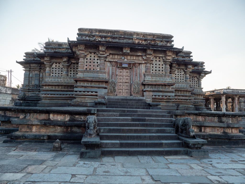 India, Karnataka, Belur – Chennakeshava Temple complex – Kappe Chennigraya Temple (00:00:39) India, Karnataka, Belur – Chennakeshava Temple complex – Kappe Chennigraya Temple (00:00:39) High-Quality Images & Videos The MCA Collection