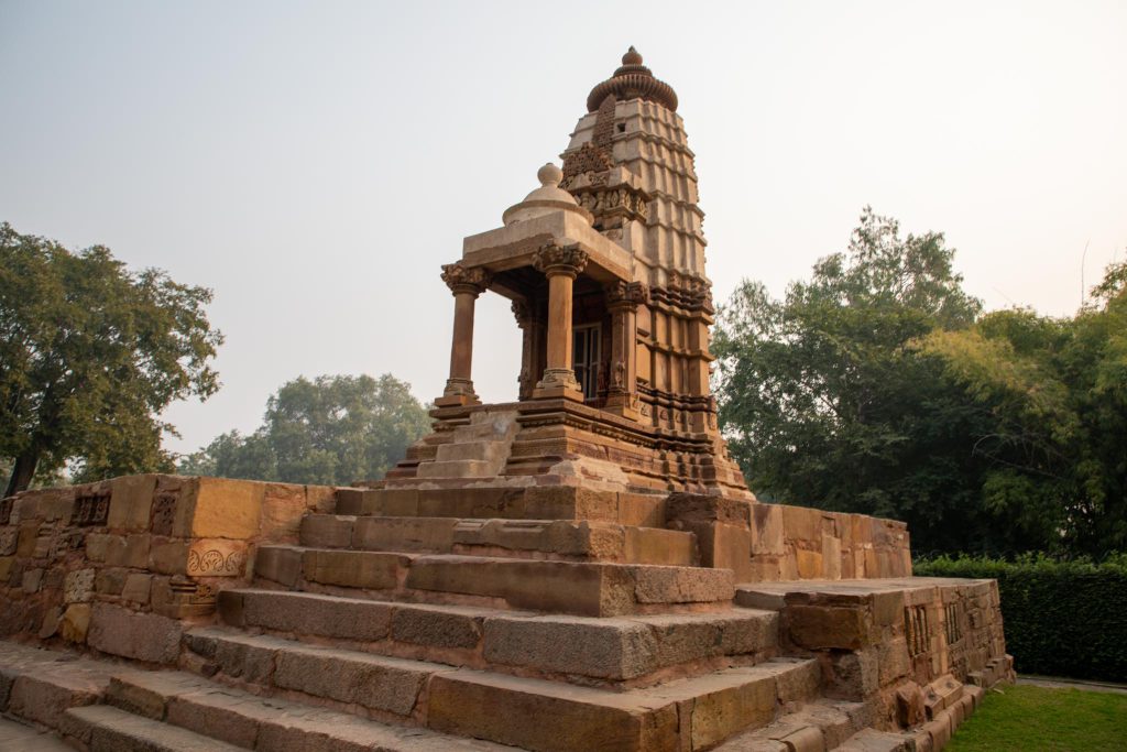 India, Madhya Pradesh – Khajuraho – Lakshmi Temple (00:00:24) India, Madhya Pradesh – Khajuraho – Lakshmi Temple (00:00:24) High-Quality Images & Videos The MCA Collection